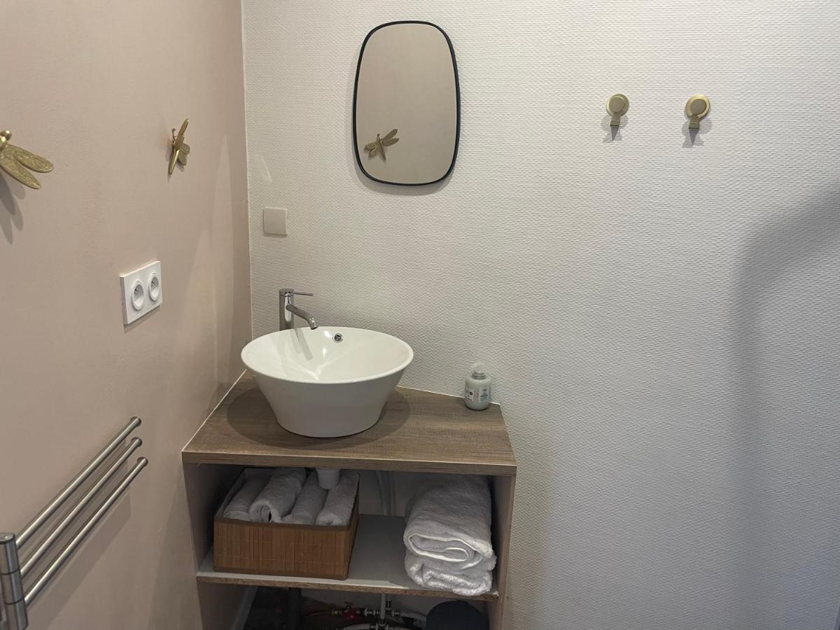 Hotel La Mission à Saint-Martin-des-Noyers Extérieur photo