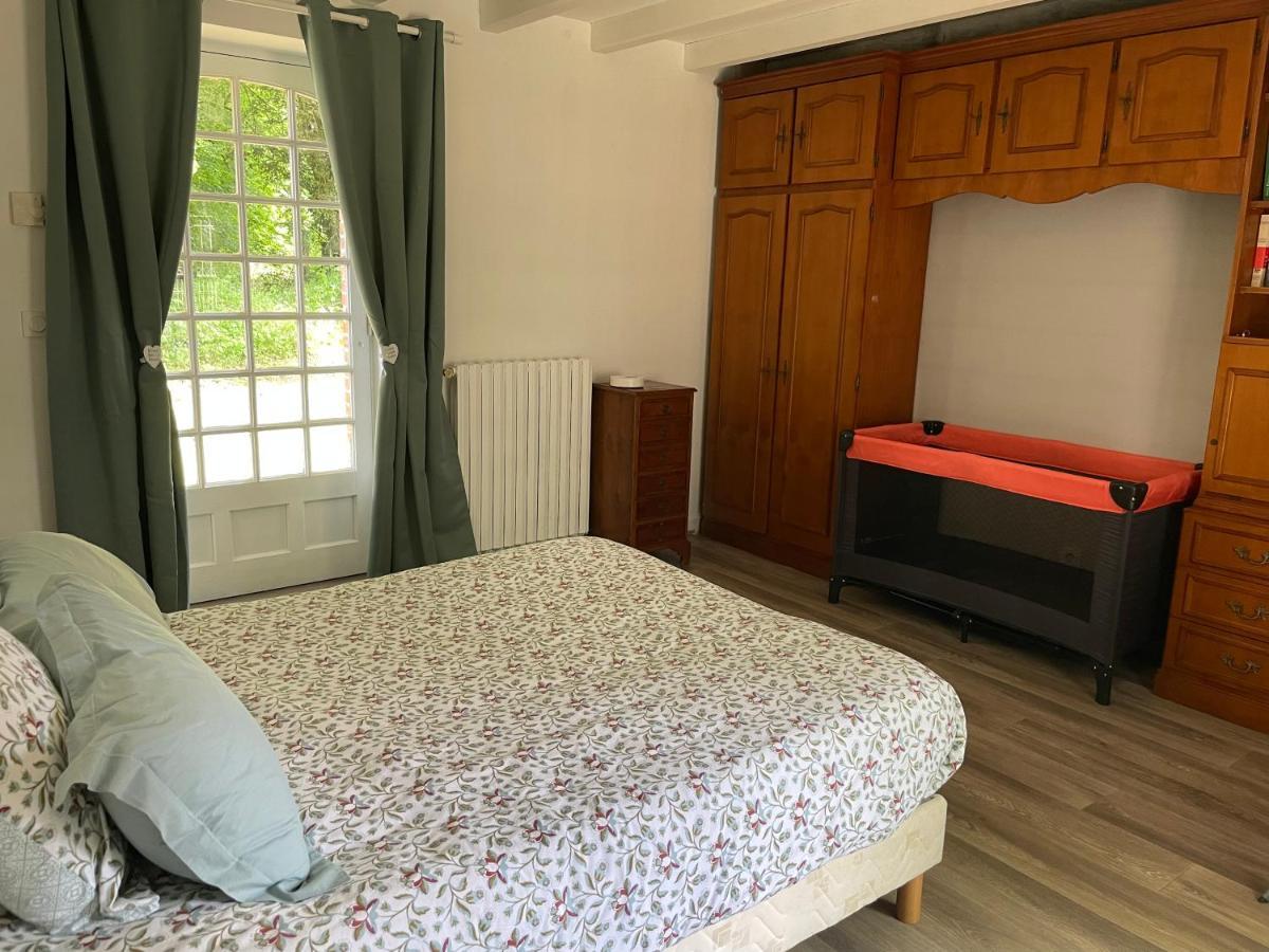 Hotel La Mission à Saint-Martin-des-Noyers Extérieur photo